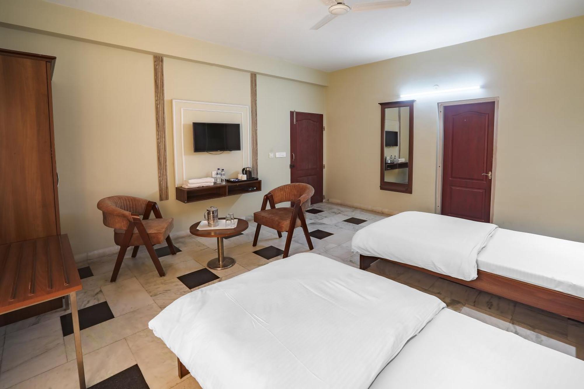 Hotel Bhakti Dhama Vrindāvan Exteriér fotografie