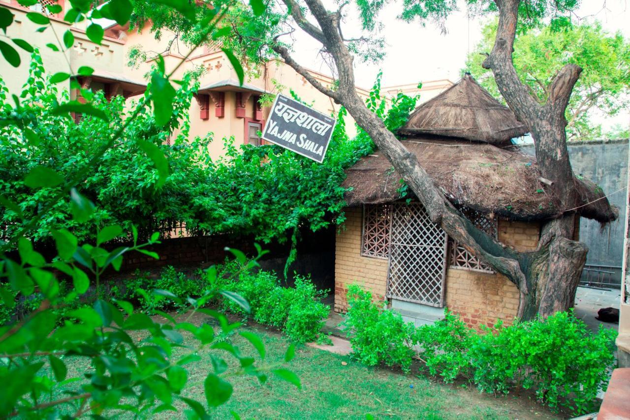 Hotel Bhakti Dhama Vrindāvan Exteriér fotografie